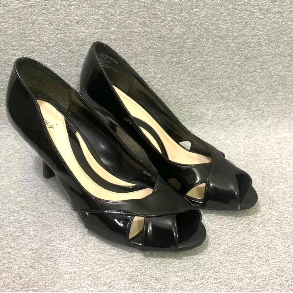 Apt 9 Kendal Patent Leather  Peep Toe Heels  Black Size 6 1/2